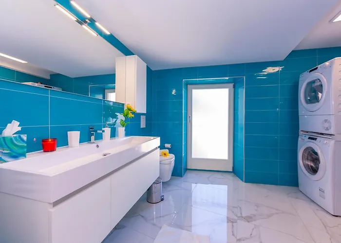 Apartament Red And Yellow - Happy